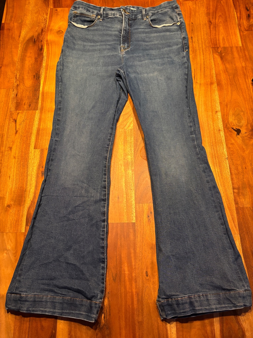 Good American Good Legs High Rise Flare Jeans Medium Wash Blue Denim - Size 31